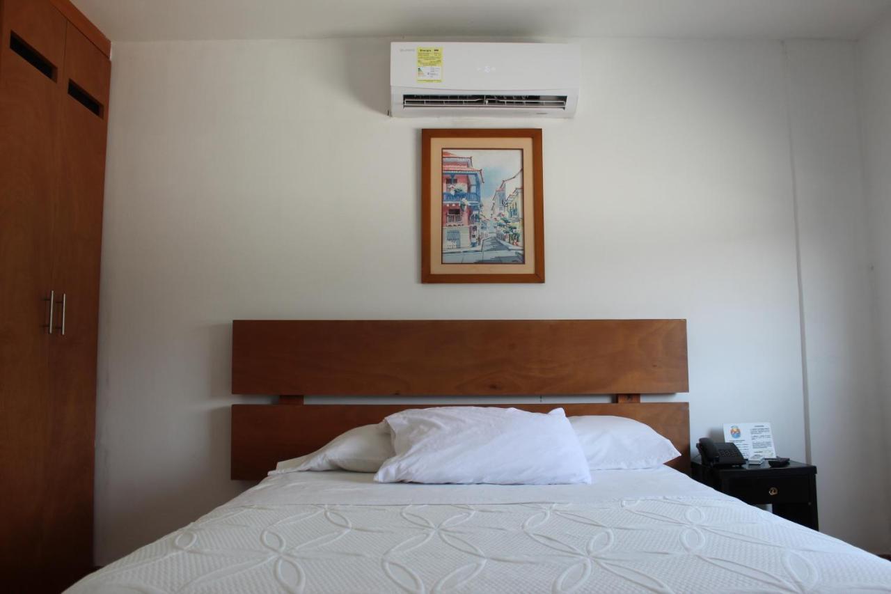 Hotel Mar Del Plata Cartagena Exterior photo