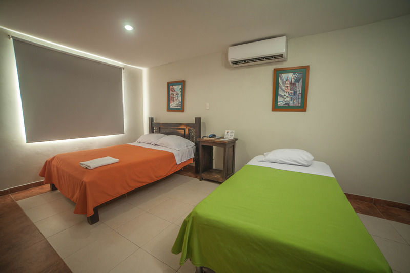 Hotel Mar Del Plata Cartagena Exterior photo