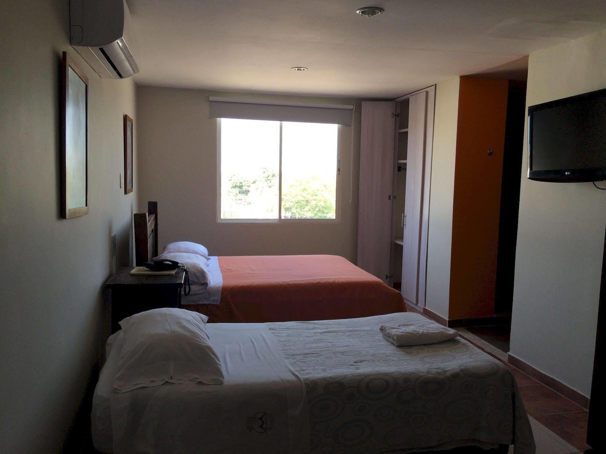Hotel Mar Del Plata Cartagena Exterior photo
